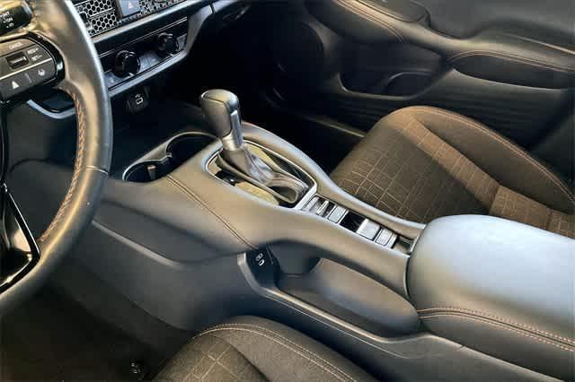 Photo of 2024 Crystal Black Pearl Honda HR-V
