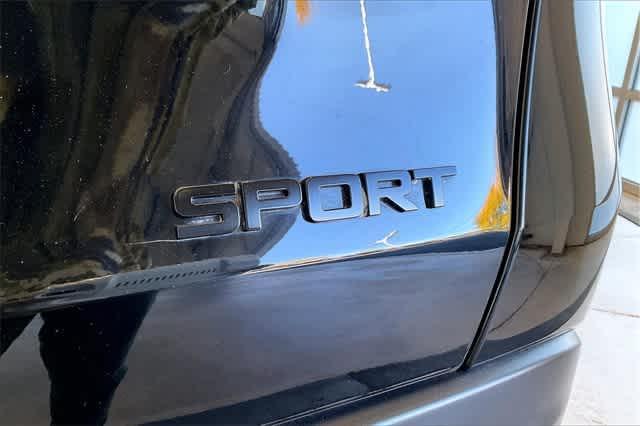 Photo of 2024 Crystal Black Pearl Honda HR-V