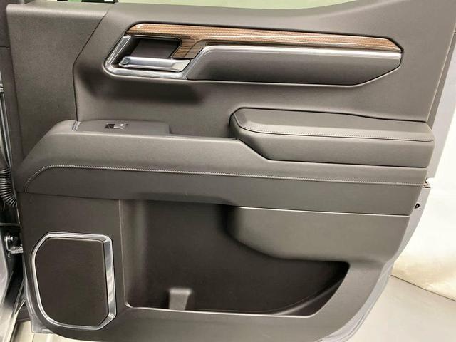 Photo of 2024 Sterling Gray Metallic Chevrolet Silverado 1500