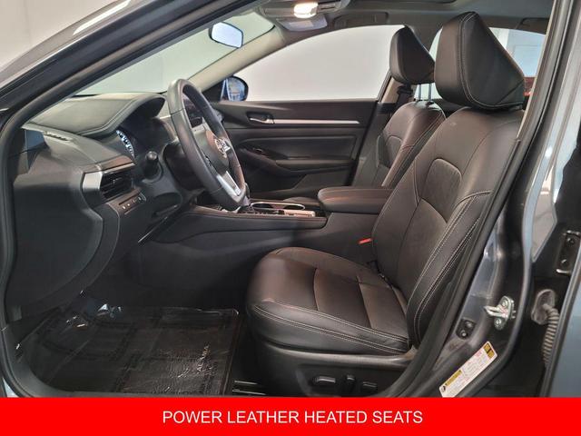 Photo of 2024 Gun Metallic Nissan Altima