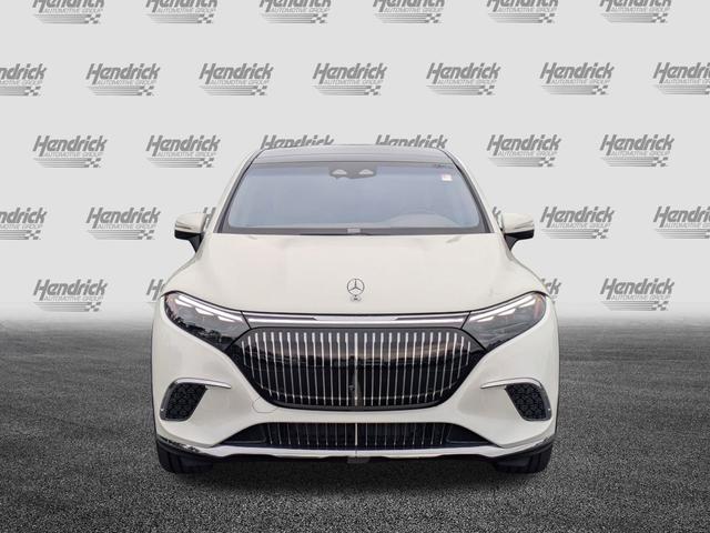 Photo of 2024 MANUFAKTUR Diamond White Metallic Mercedes-Benz Maybach EQS 680