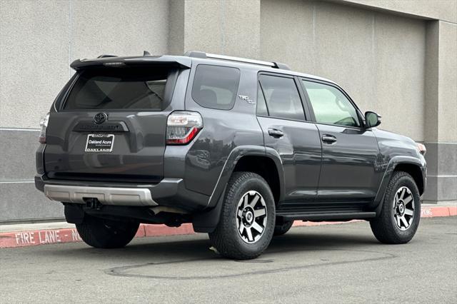 Photo of 2018 Magnetic Gray Metallic Toyota 4Runner