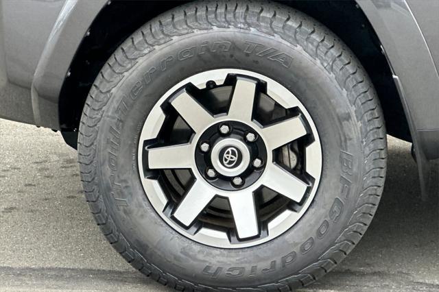 Photo of 2018 Magnetic Gray Metallic Toyota 4Runner