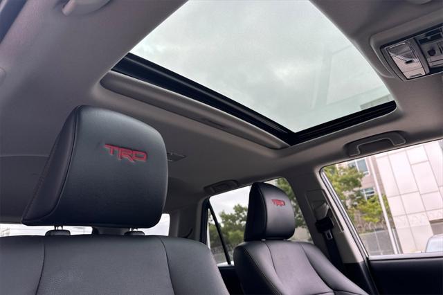 Photo of 2018 Magnetic Gray Metallic Toyota 4Runner