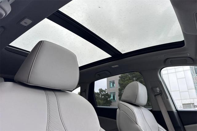 Photo of 2021 Fathom Blue Pearl Acura RDX