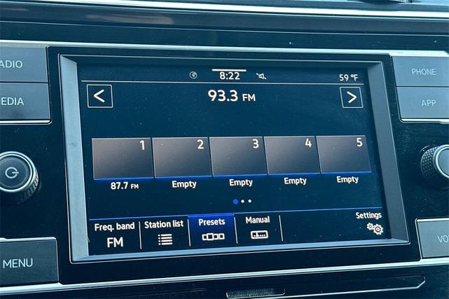 Photo of 2023 Platinum Gray Metallic Volkswagen Tiguan