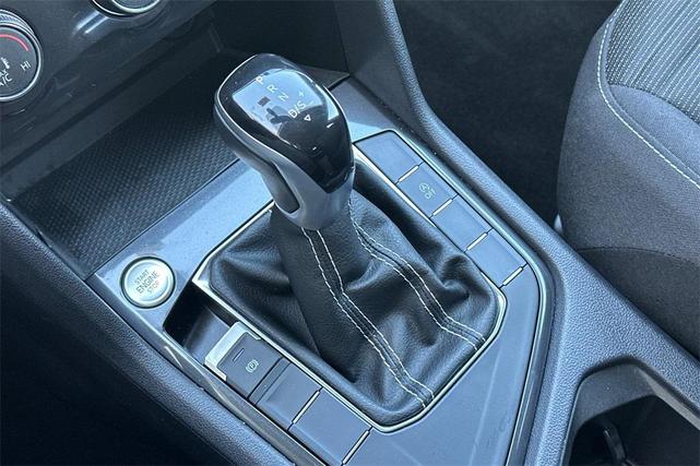 Photo of 2023 Platinum Gray Metallic Volkswagen Tiguan