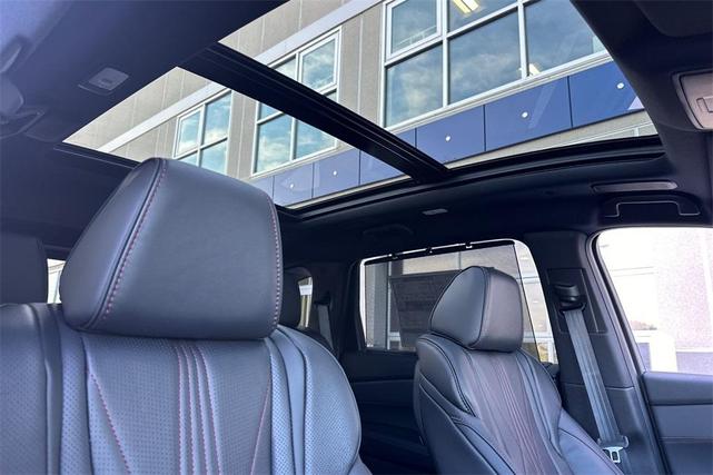 Photo of 2026 Urban Gray Pearl Acura MDX