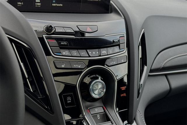 Photo of 2025 Liquid Carbon Metallic Acura RDX