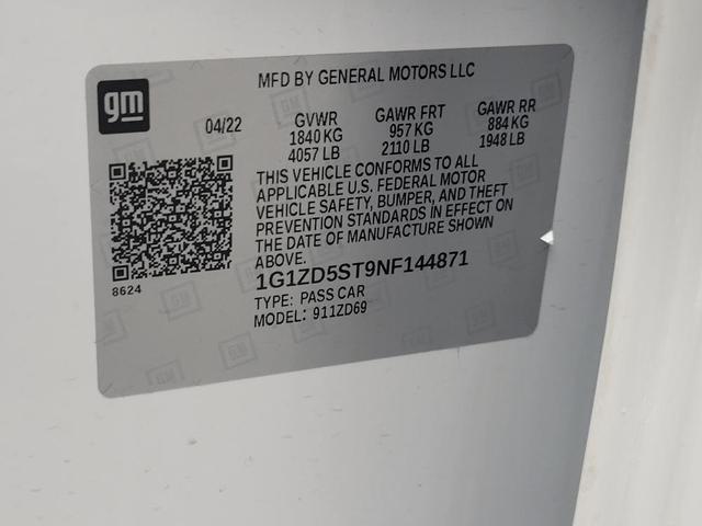 Photo of 2022 Summit White Chevrolet Malibu
