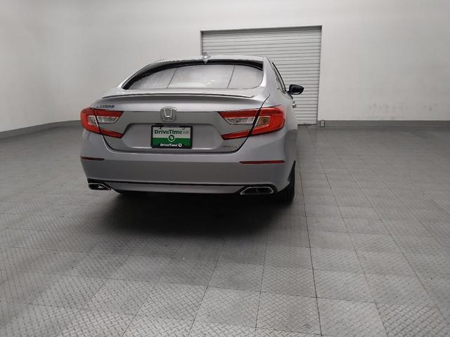 Photo of 2018 Lunar Silver Metallic Honda Accord