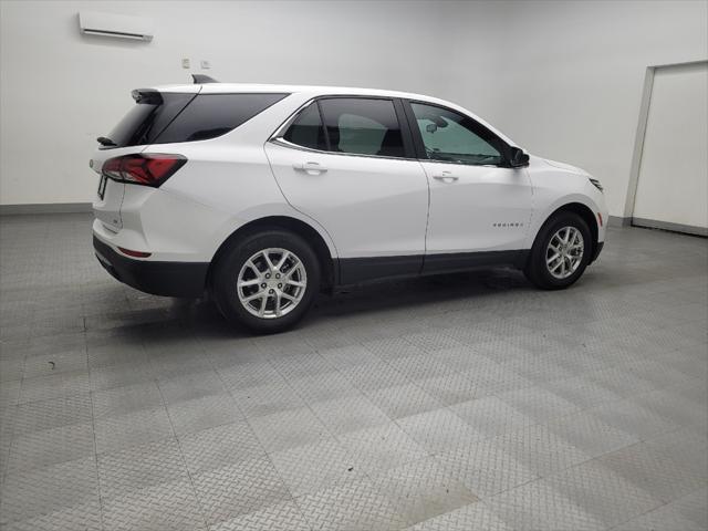 Photo of 2023 Summit White Chevrolet Equinox