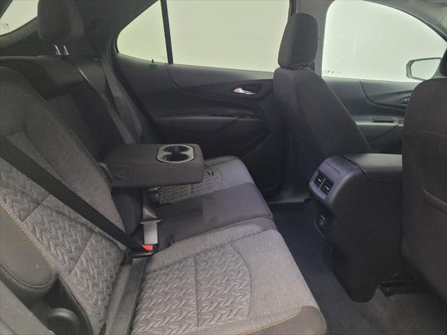 Photo of 2023 Summit White Chevrolet Equinox