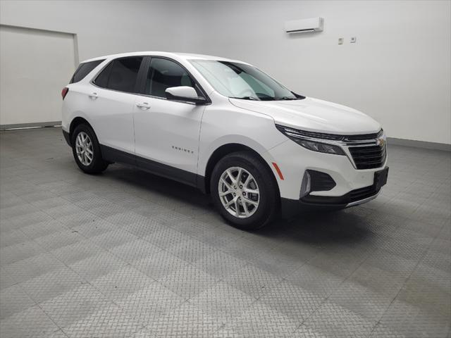 Photo of 2023 Summit White Chevrolet Equinox