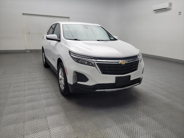 Photo of 2023 Summit White Chevrolet Equinox
