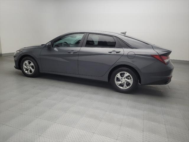 Photo of 2023 Gray Hyundai ELANTRA