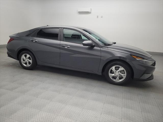 Photo of 2023 Gray Hyundai ELANTRA
