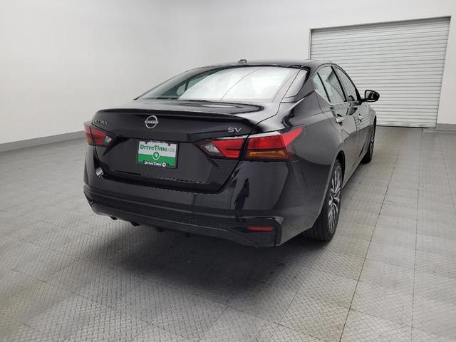 Photo of 2023 Super Black Nissan Altima