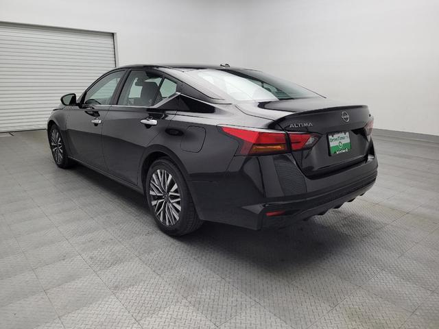 Photo of 2023 Super Black Nissan Altima