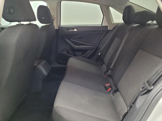 Photo of 2019 White Volkswagen Jetta