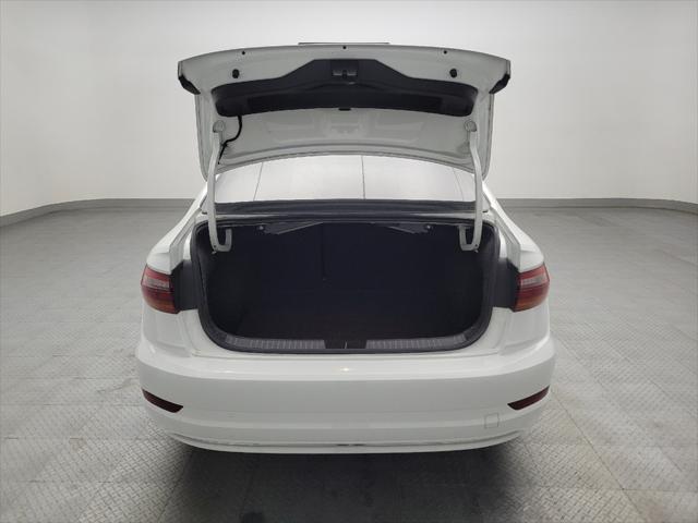 Photo of 2019 White Volkswagen Jetta