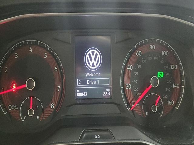 Photo of 2019 White Volkswagen Jetta