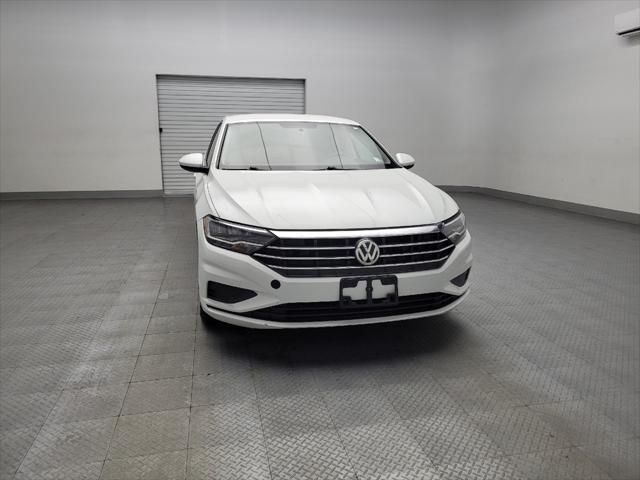 Photo of 2019 White Volkswagen Jetta