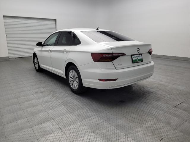 Photo of 2019 White Volkswagen Jetta