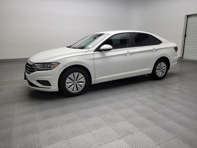 Photo of 2019 White Volkswagen Jetta
