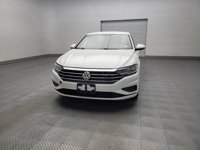 Photo of 2019 White Volkswagen Jetta