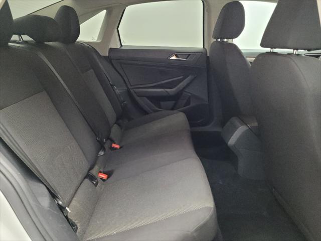 Photo of 2019 White Volkswagen Jetta