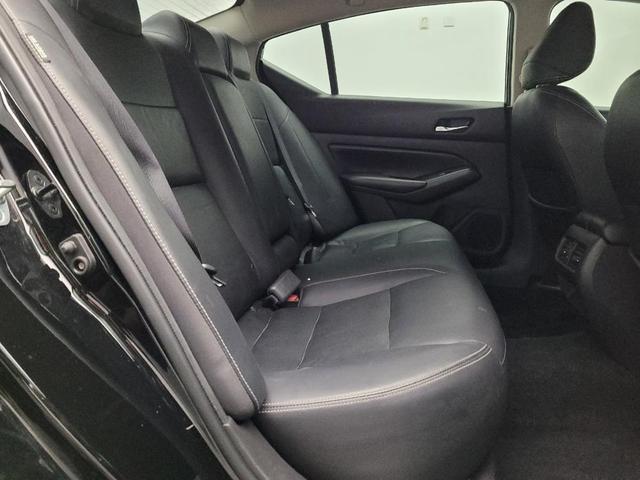 Photo of 2019 Super Black Nissan Altima