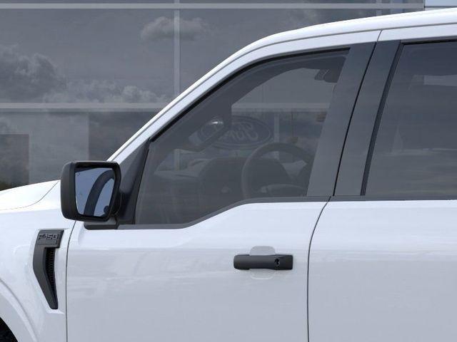Photo of 2025 Oxford White Ford F-150