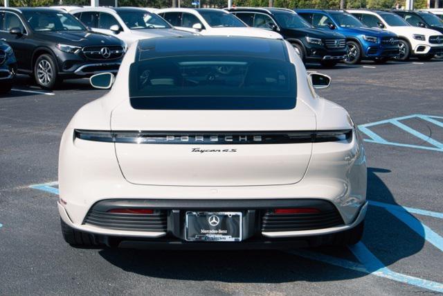 Photo of 2024 Chalk Porsche Taycan