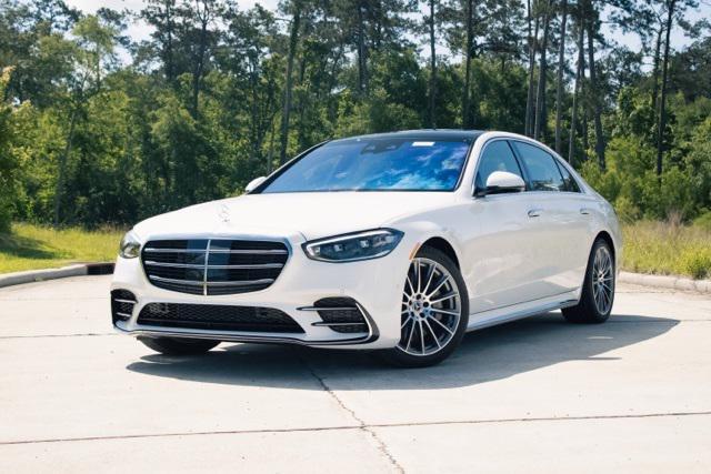 Photo of 2025 White Mercedes-Benz S-Class