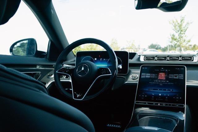 Photo of 2025 White Mercedes-Benz S-Class