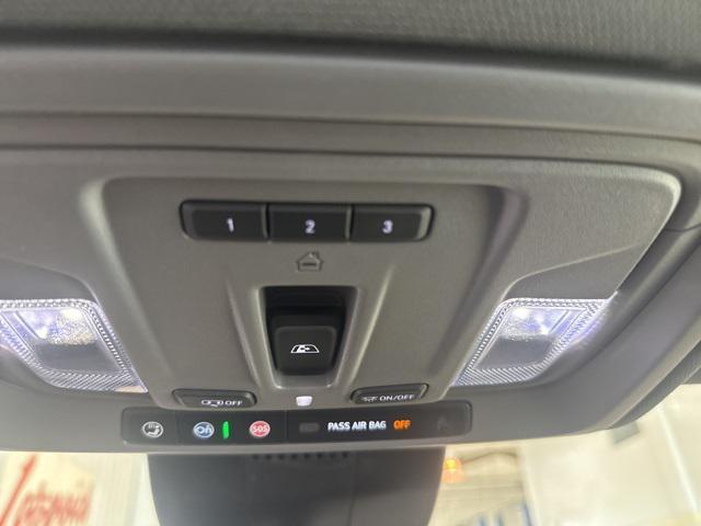 Photo of 2025 Onyx Black GMC Sierra 1500