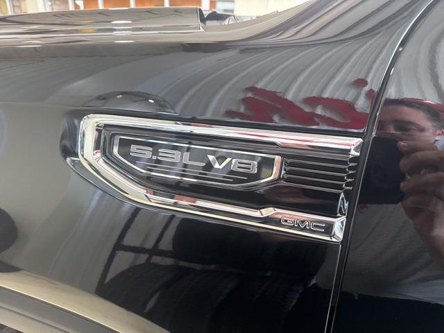 Photo of 2025 Onyx Black GMC Sierra 1500