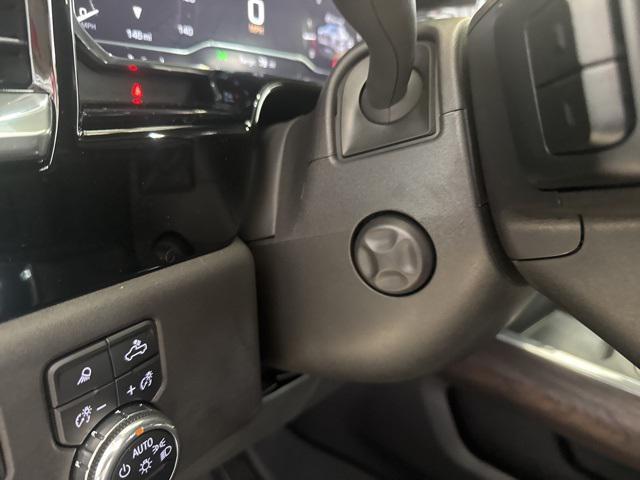 Photo of 2025 Onyx Black GMC Sierra 1500