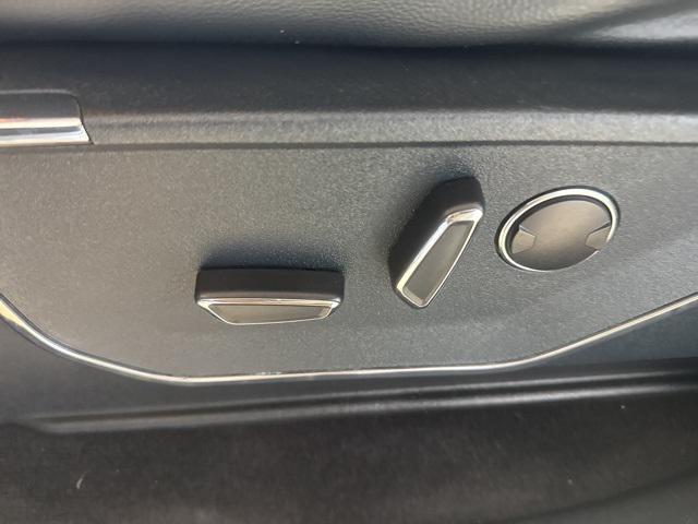 Photo of 2021 Iconic Silver Metallic Ford F-150