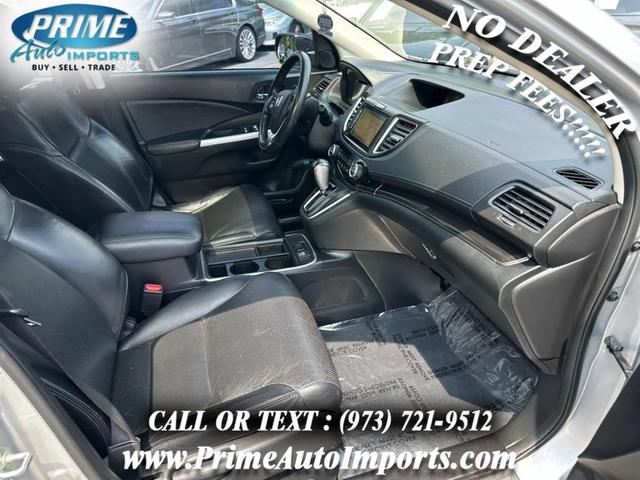 Photo of 2016 Alabaster Silver Metallic Honda CR-V