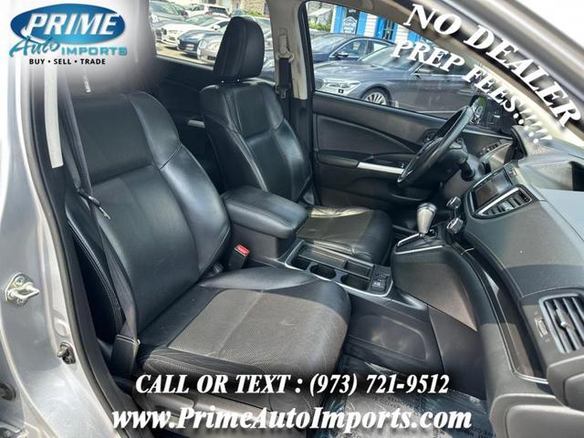 Photo of 2016 Alabaster Silver Metallic Honda CR-V