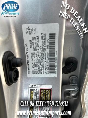 Photo of 2016 Alabaster Silver Metallic Honda CR-V