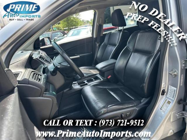 Photo of 2016 Alabaster Silver Metallic Honda CR-V
