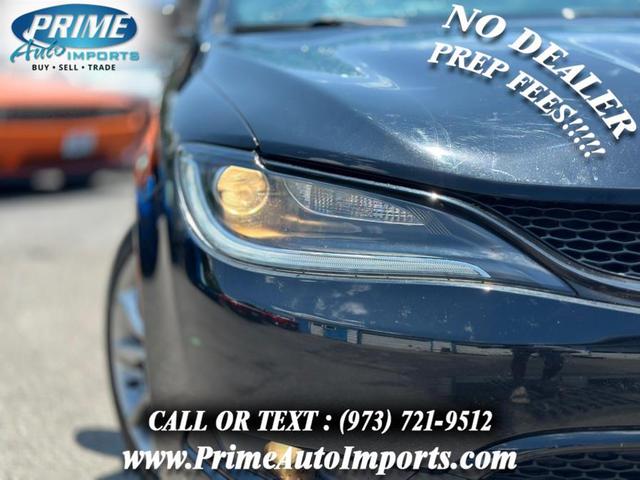 Photo of 2016 Black Clearcoat Chrysler 200