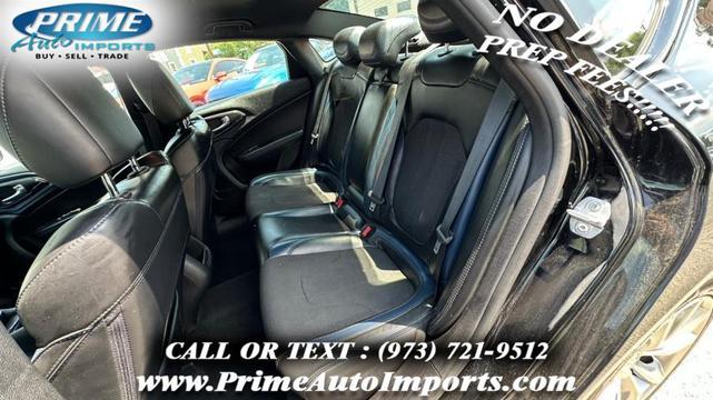 Photo of 2016 Black Clearcoat Chrysler 200