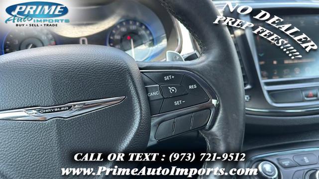 Photo of 2016 Black Clearcoat Chrysler 200