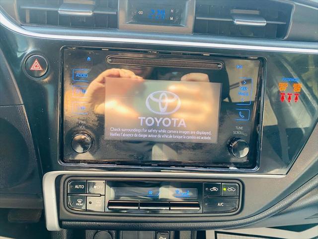 Photo of 2018 Classic Silver Metallic Toyota Corolla