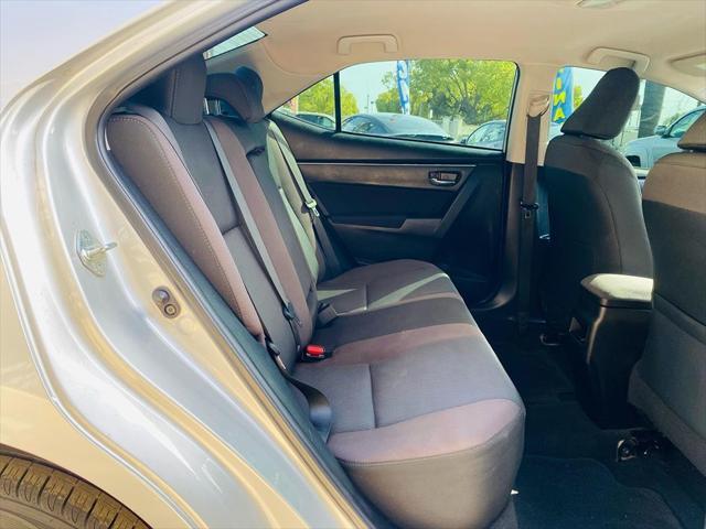 Photo of 2018 Classic Silver Metallic Toyota Corolla