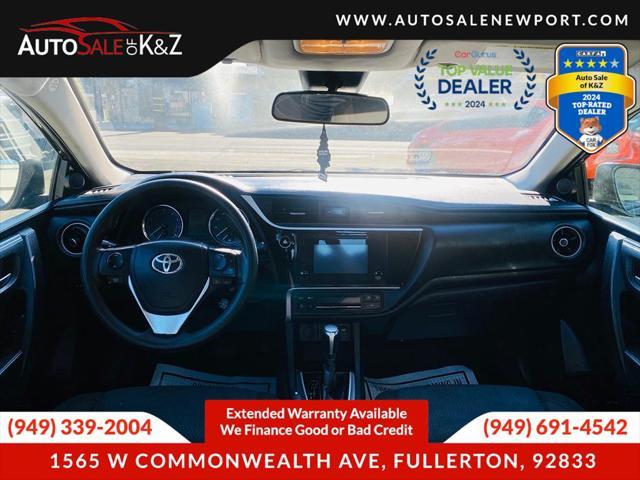 Photo of 2018 Black Sand Pearl Toyota Corolla